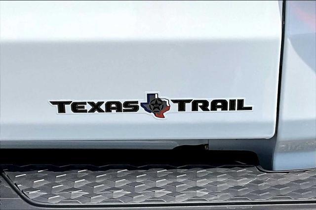 new 2025 Jeep Gladiator car, priced at $44,239