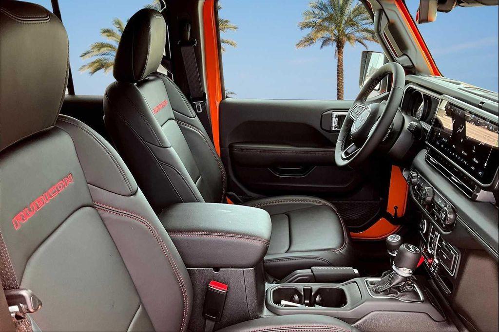 new 2025 Jeep Wrangler car, priced at $69,242