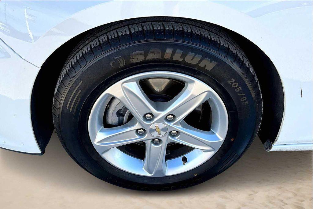 used 2024 Chevrolet Malibu car, priced at $19,036
