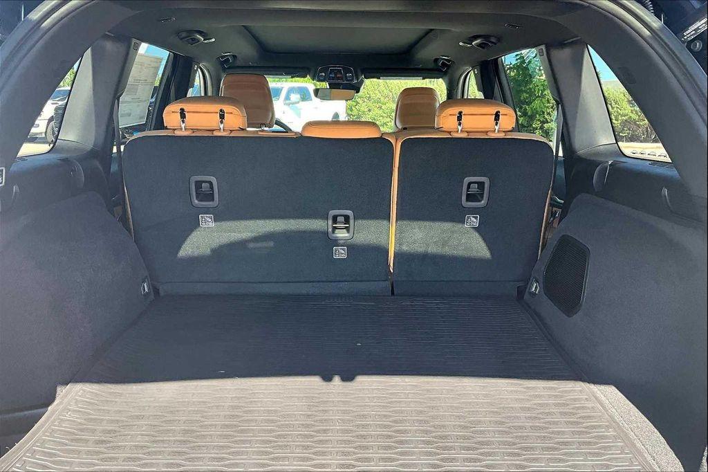 new 2025 Jeep Grand Cherokee car, priced at $59,829