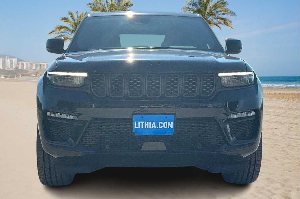 new 2025 Jeep Grand Cherokee car, priced at $59,829
