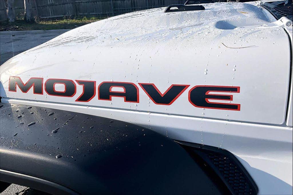 new 2026 Jeep Gladiator car, priced at $54,890