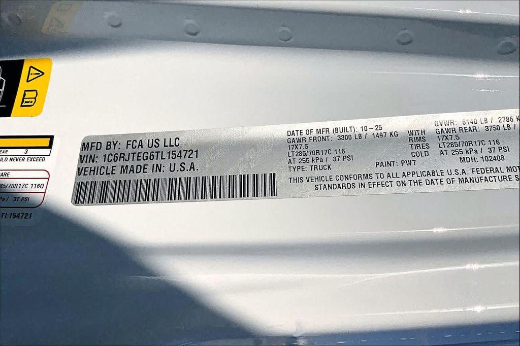 new 2026 Jeep Gladiator car, priced at $54,890