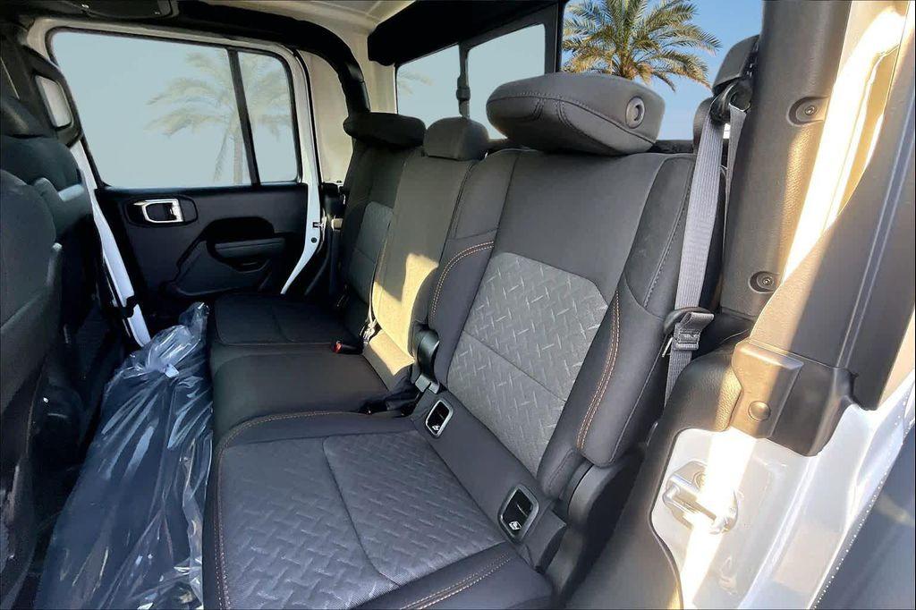 new 2026 Jeep Gladiator car, priced at $54,890