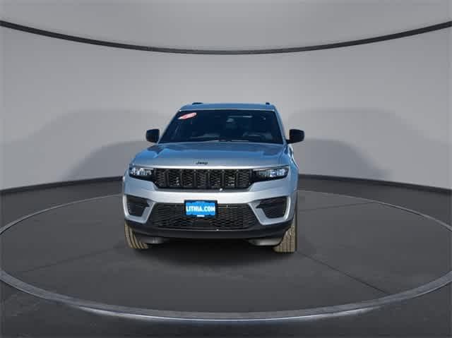 new 2024 Jeep Grand Cherokee car, priced at $40,796