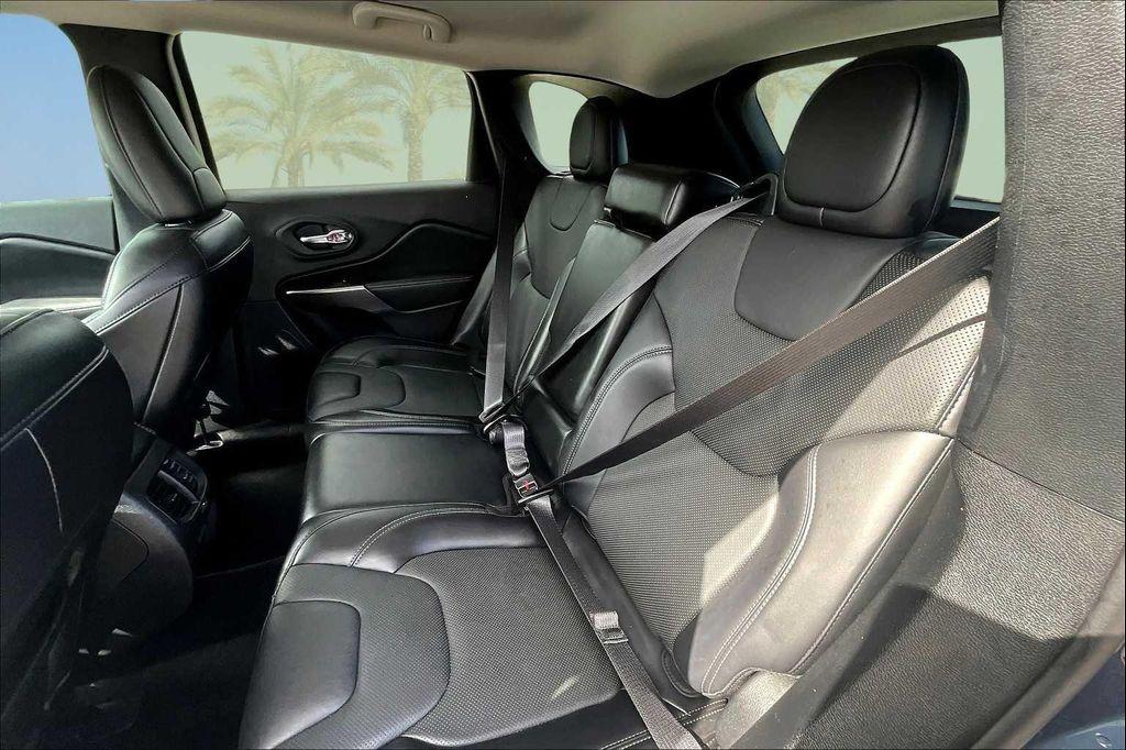used 2020 Jeep Cherokee car, priced at $21,666