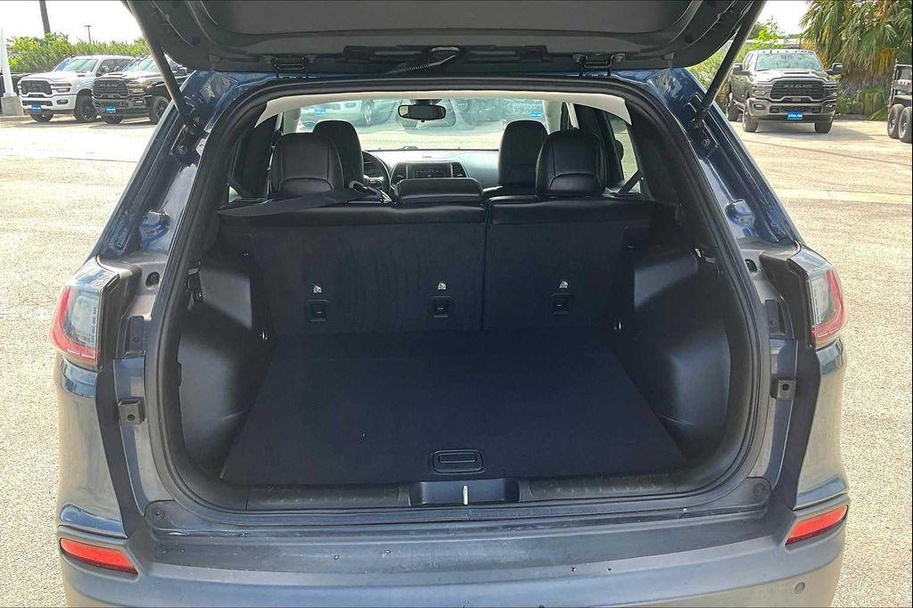 used 2020 Jeep Cherokee car, priced at $21,666