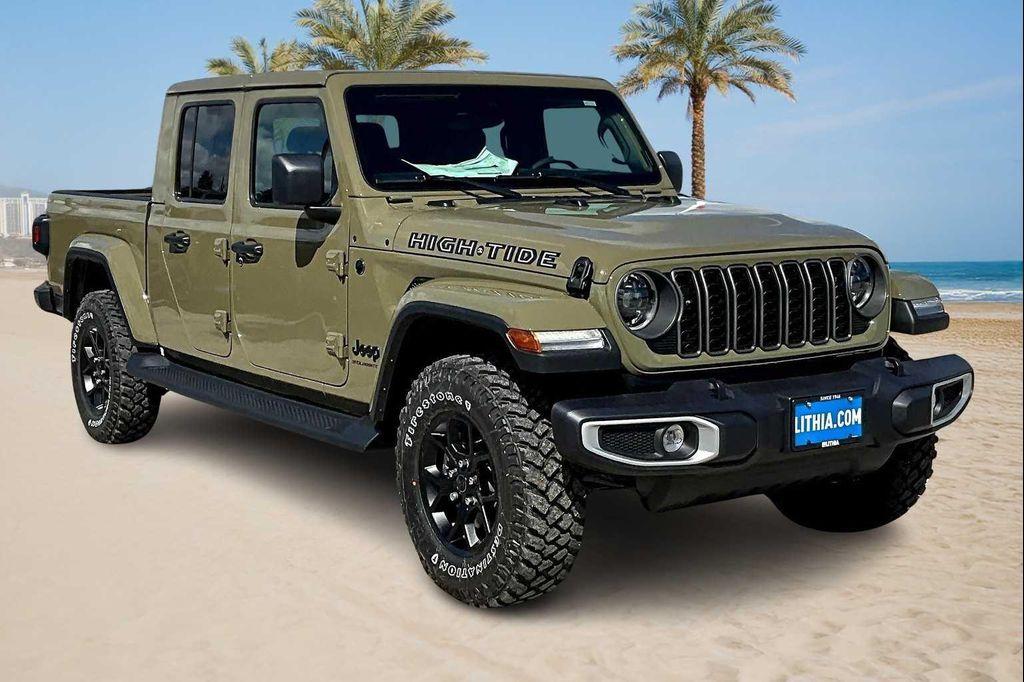 new 2025 Jeep Gladiator car, priced at $45,584