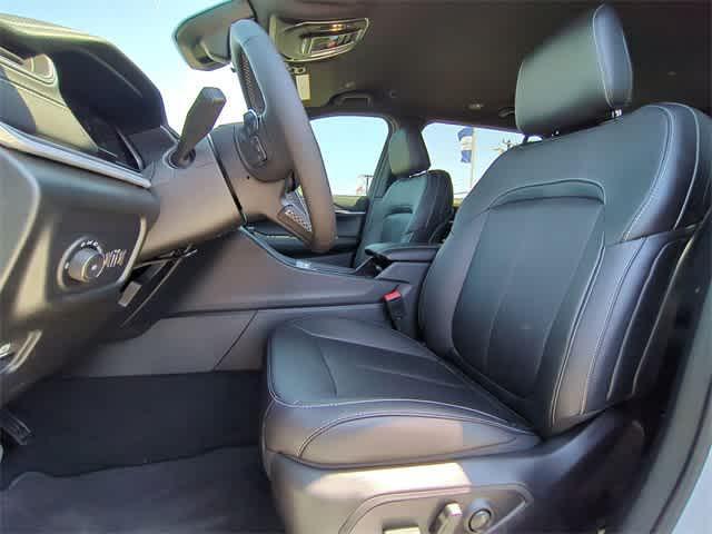 new 2025 Jeep Grand Cherokee L car, priced at $46,163