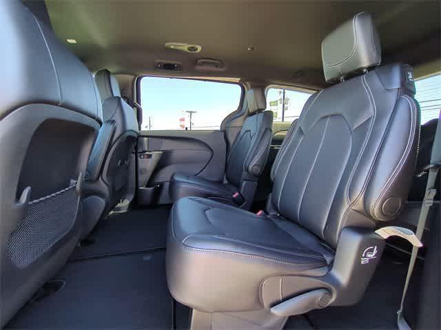 new 2025 Chrysler Voyager car, priced at $39,975