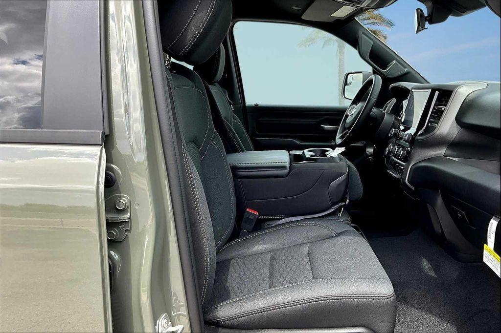 new 2025 Ram 1500 car, priced at $42,962