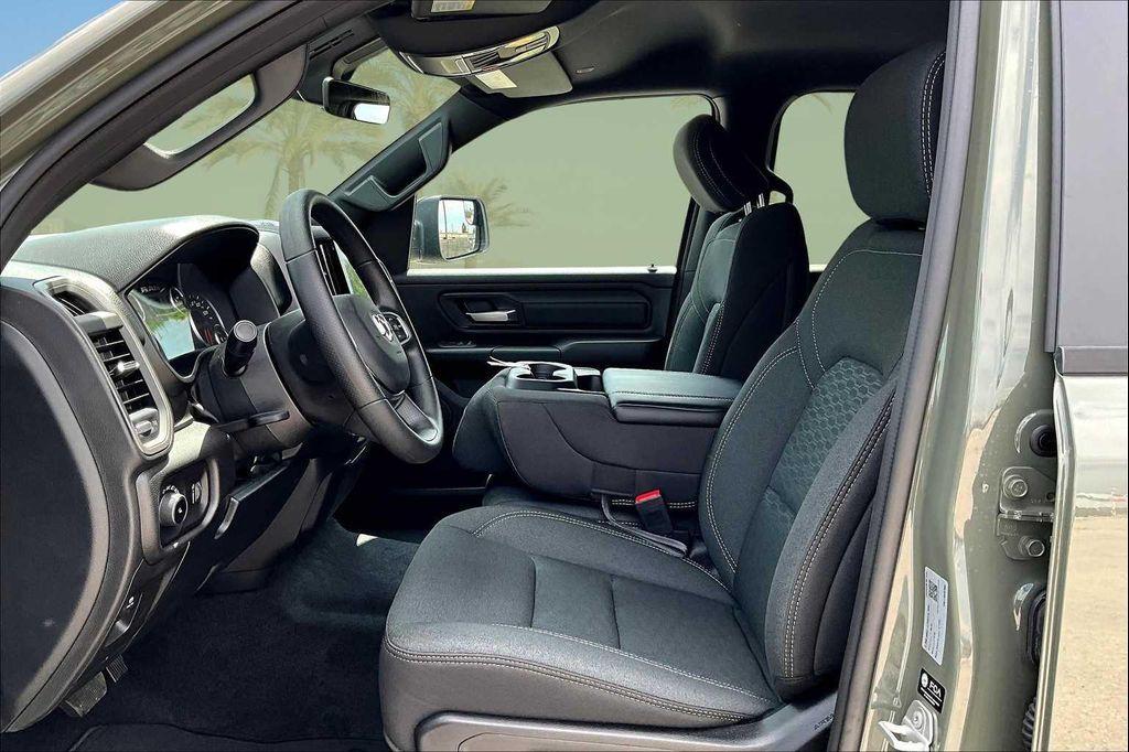 new 2025 Ram 1500 car, priced at $42,962