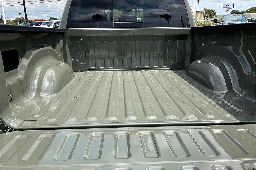 new 2025 Ram 1500 car, priced at $42,962
