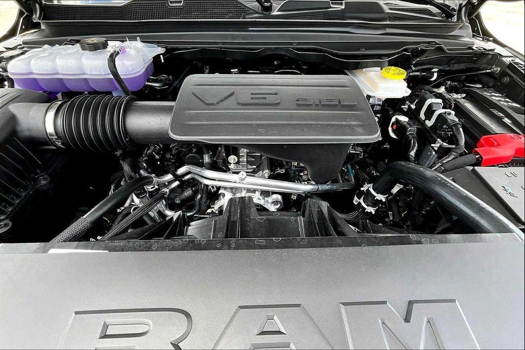 new 2025 Ram 1500 car, priced at $42,962