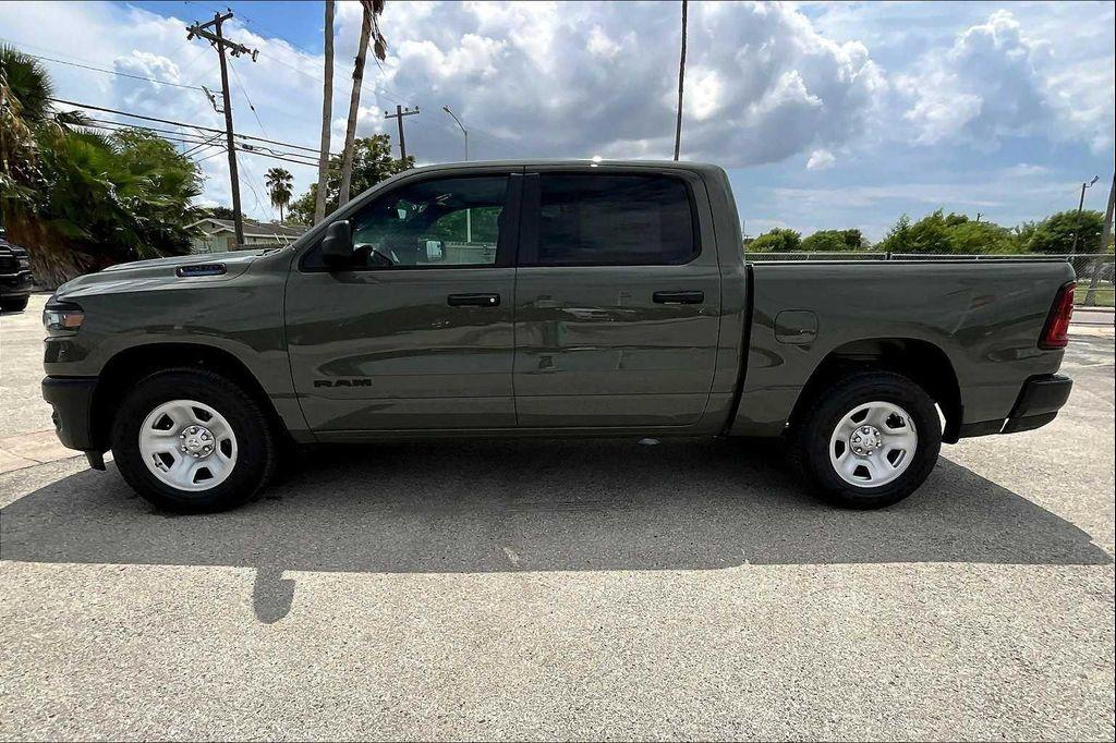 new 2025 Ram 1500 car, priced at $42,962