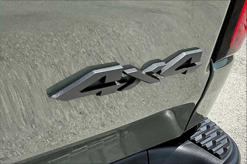 new 2025 Ram 1500 car, priced at $42,962