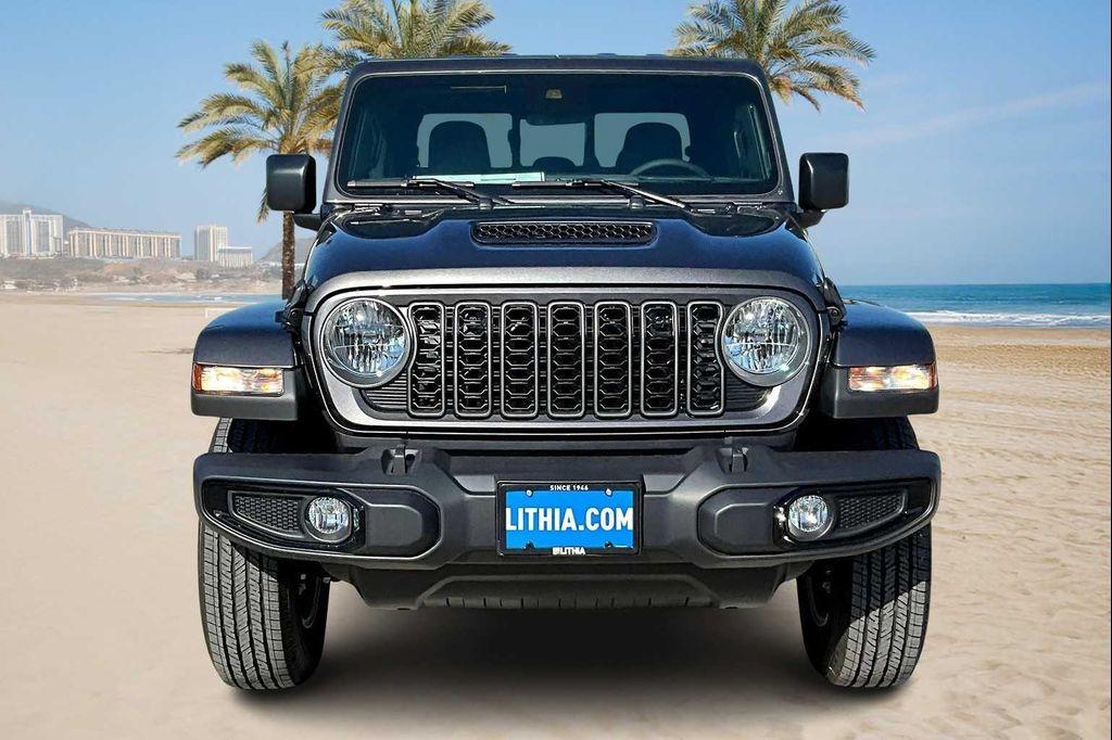 new 2025 Jeep Gladiator car, priced at $43,026