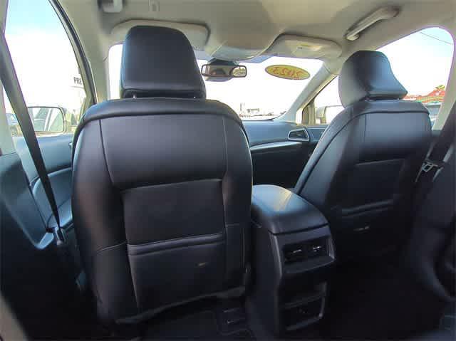 used 2023 Ford Edge car, priced at $24,492