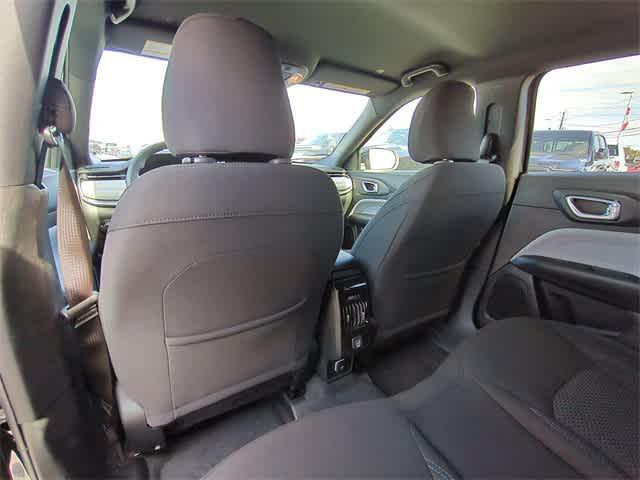 new 2025 Jeep Compass car, priced at $27,590