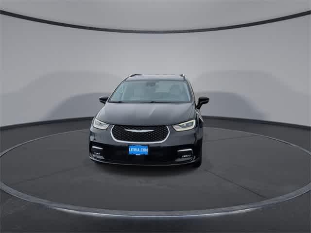 used 2021 Chrysler Pacifica Hybrid car, priced at $22,992