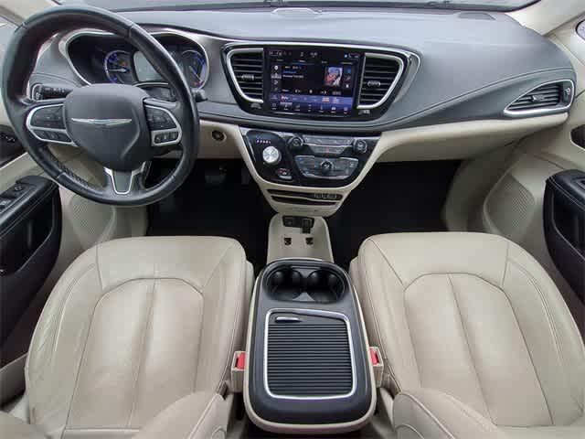 used 2021 Chrysler Pacifica Hybrid car, priced at $22,992
