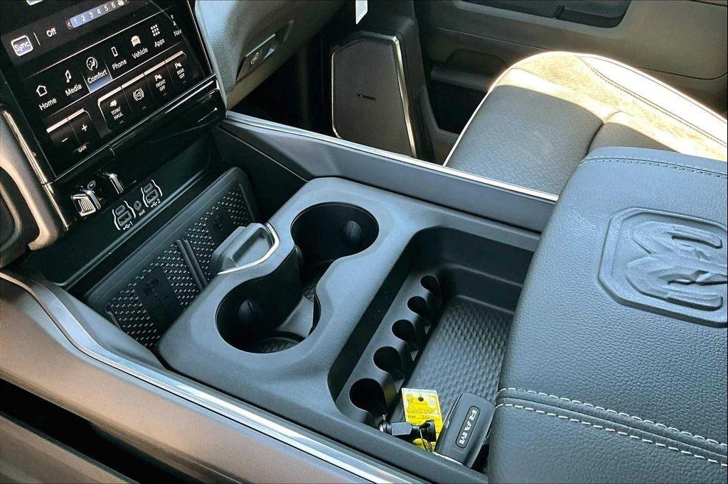 new 2025 Ram 2500 car, priced at $81,660