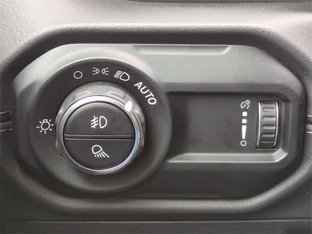 new 2025 Jeep Gladiator car, priced at $44,294
