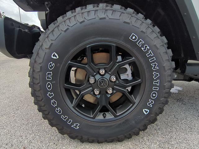 new 2025 Jeep Gladiator car, priced at $46,482