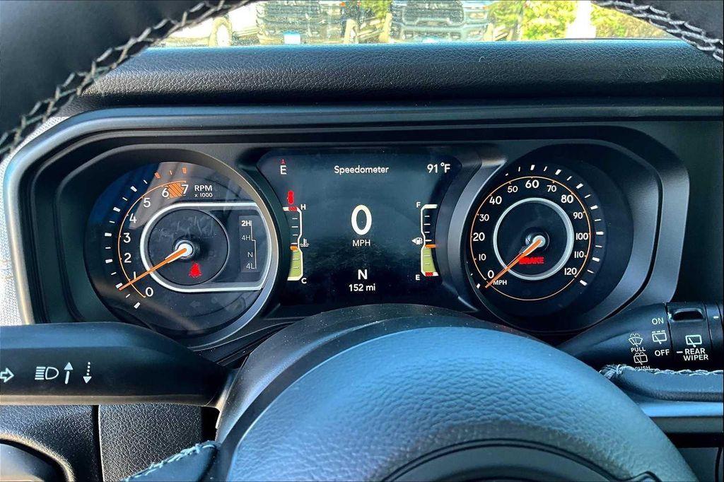new 2025 Jeep Wrangler car, priced at $36,771