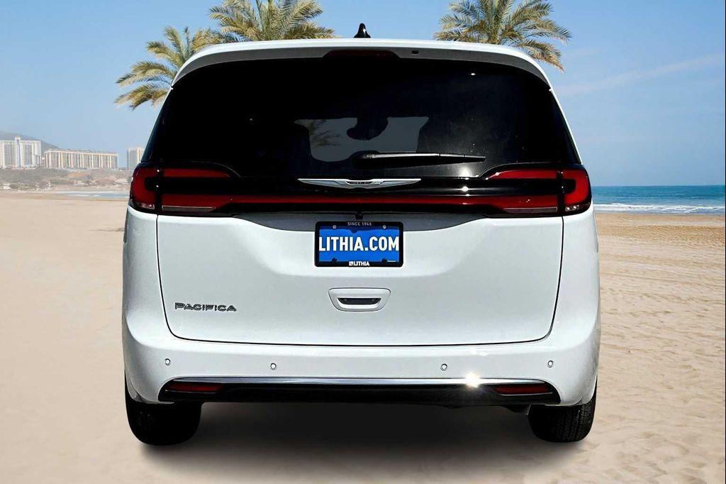 new 2026 Chrysler Pacifica car, priced at $40,263