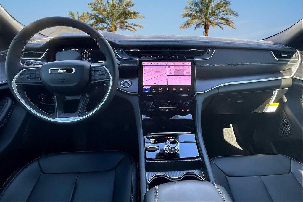 new 2025 Jeep Grand Cherokee L car, priced at $45,625