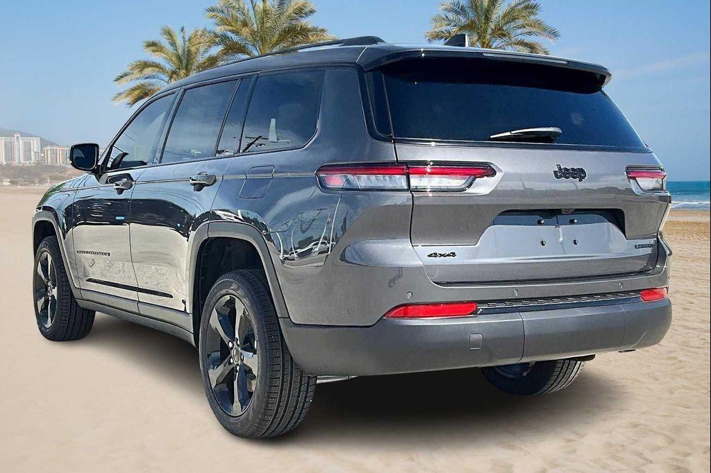 new 2025 Jeep Grand Cherokee L car, priced at $45,625