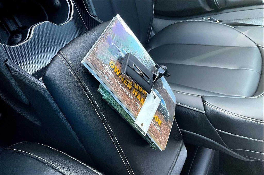 new 2025 Jeep Grand Cherokee L car, priced at $45,625