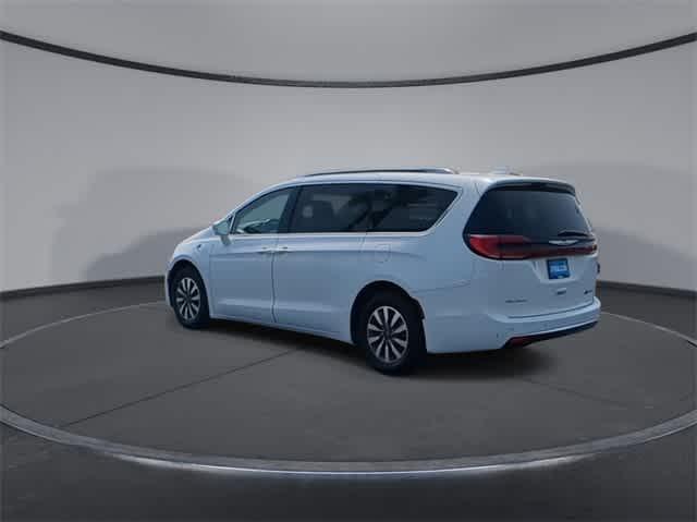 used 2021 Chrysler Pacifica Hybrid car, priced at $18,995
