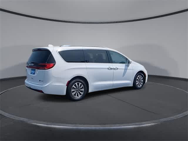 used 2021 Chrysler Pacifica Hybrid car, priced at $18,995