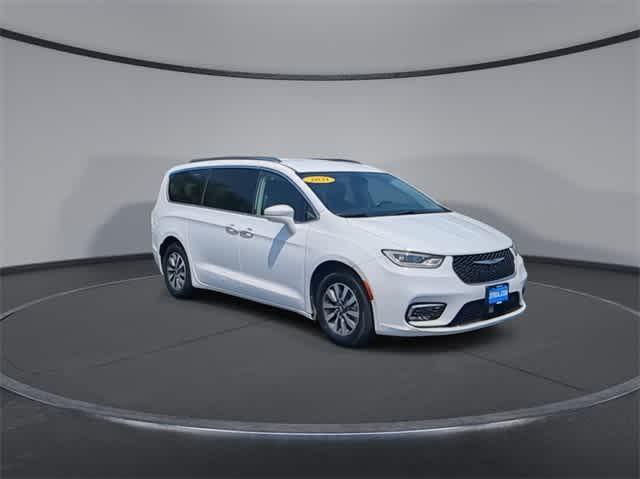 used 2021 Chrysler Pacifica Hybrid car, priced at $18,995