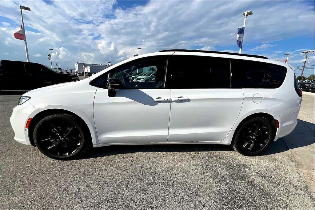 new 2026 Chrysler Pacifica car, priced at $50,112