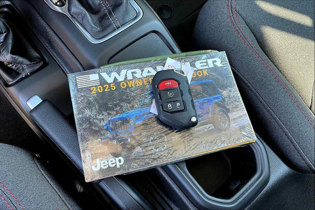 new 2025 Jeep Wrangler car, priced at $53,386