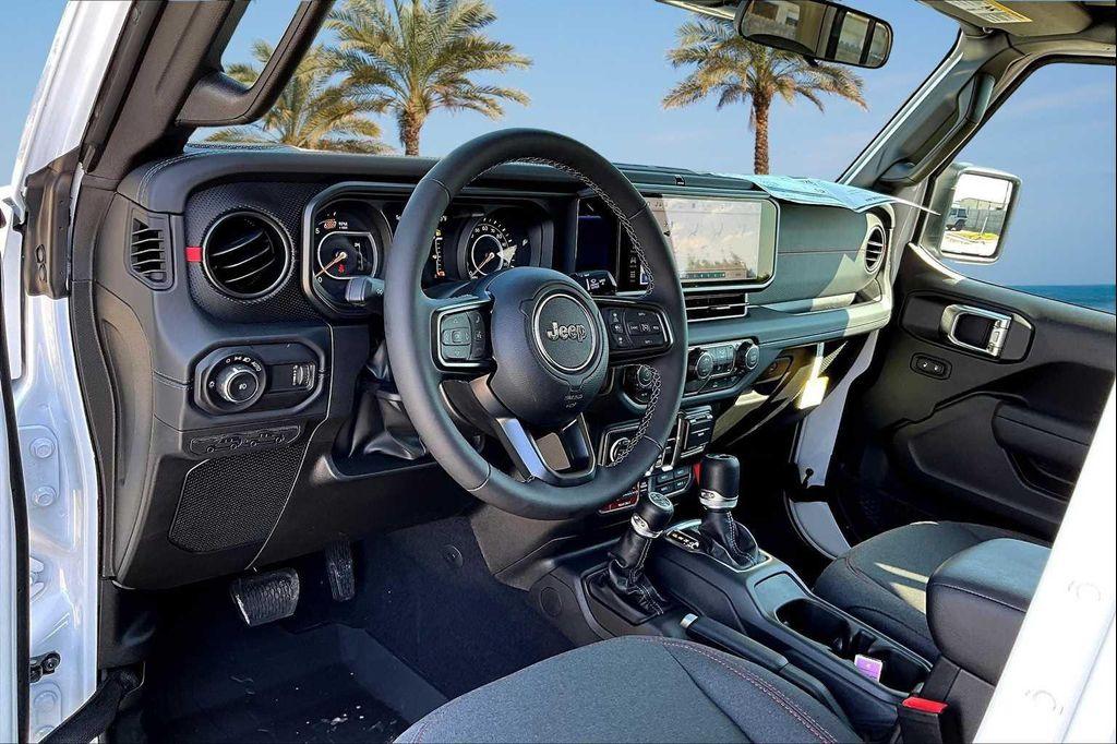 new 2025 Jeep Wrangler car, priced at $53,386