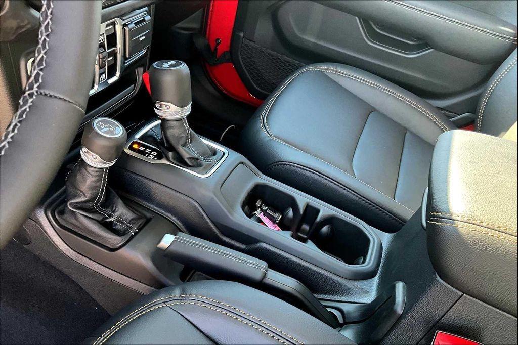 new 2025 Jeep Wrangler car, priced at $54,801