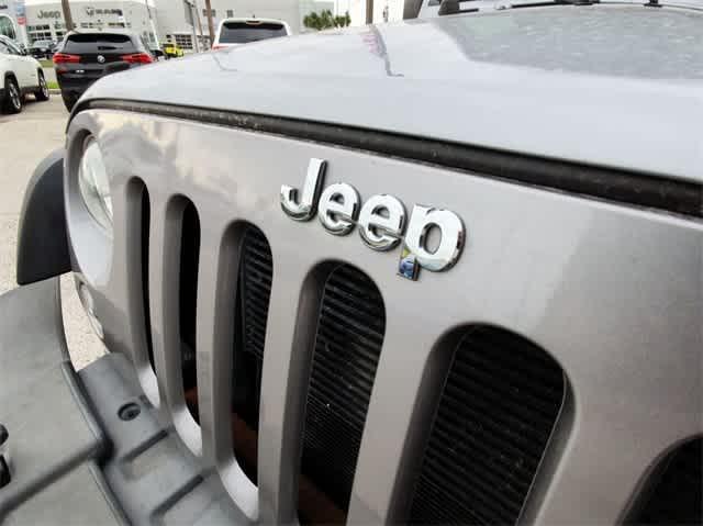 used 2015 Jeep Wrangler Unlimited car, priced at $20,491