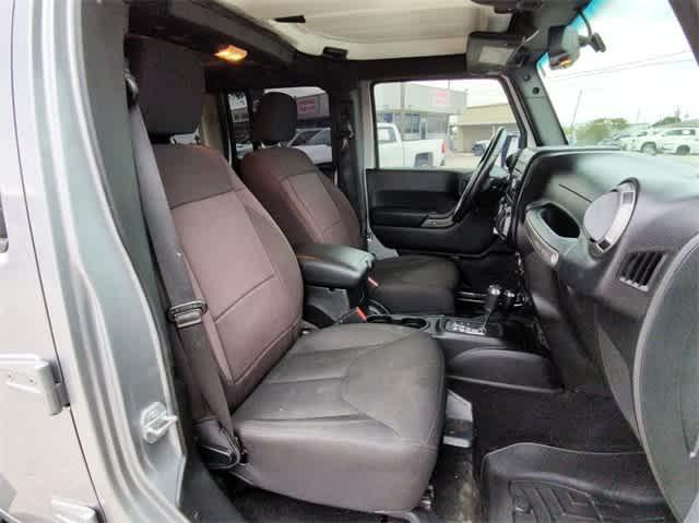 used 2015 Jeep Wrangler Unlimited car, priced at $20,491