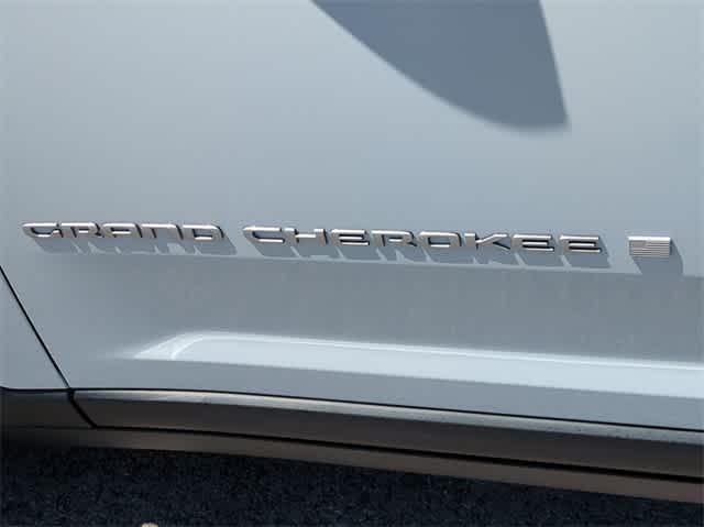 new 2024 Jeep Grand Cherokee L car, priced at $51,156