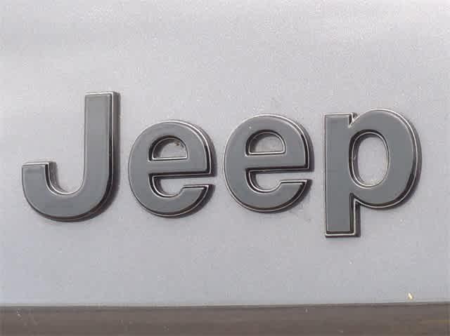 new 2024 Jeep Grand Cherokee L car, priced at $44,042