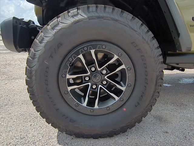 new 2025 Jeep Wrangler car, priced at $52,885