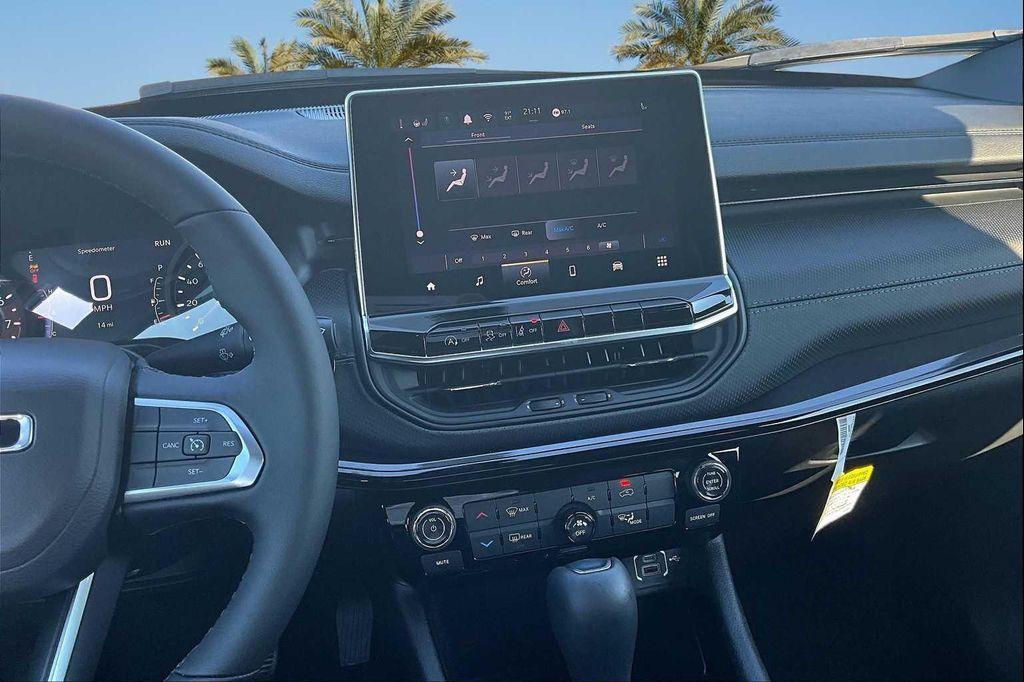 new 2026 Jeep Compass car, priced at $32,185