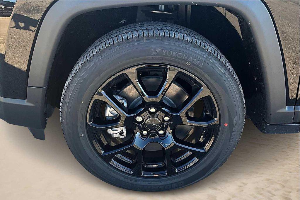 new 2026 Jeep Compass car, priced at $32,185