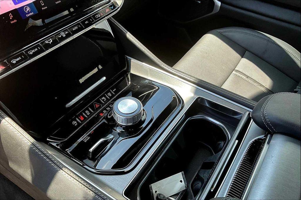 used 2025 Jeep Wagoneer car, priced at $66,336