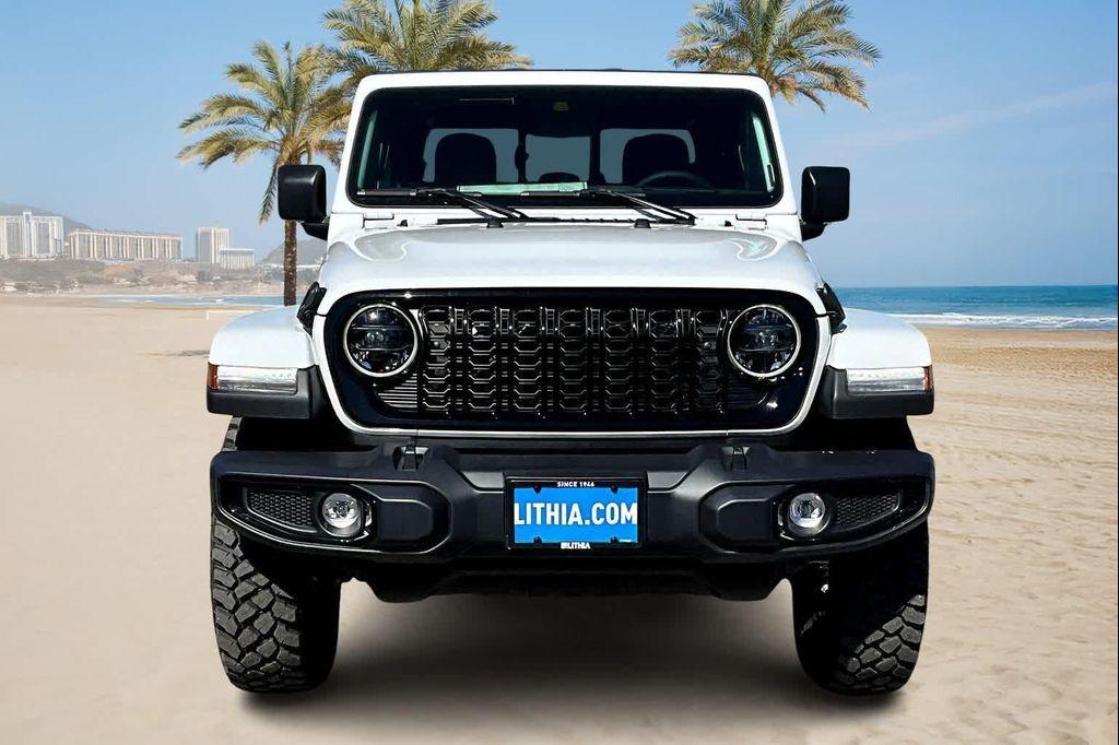 new 2025 Jeep Gladiator car, priced at $44,207