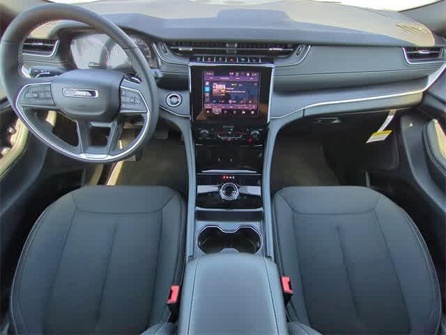 new 2025 Jeep Grand Cherokee L car, priced at $39,577